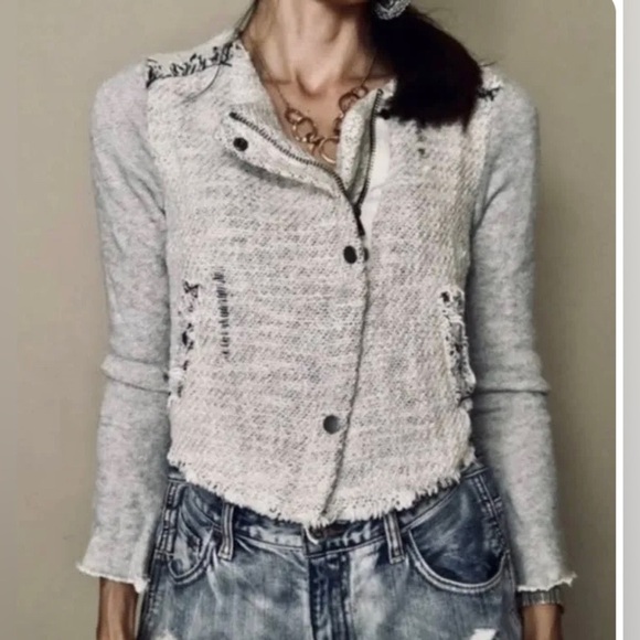 We The Free‎ People Gray Tattered Tweed Moto Jacket Cropped Long Fleece Sleeve 6 - Picture 1 of 12